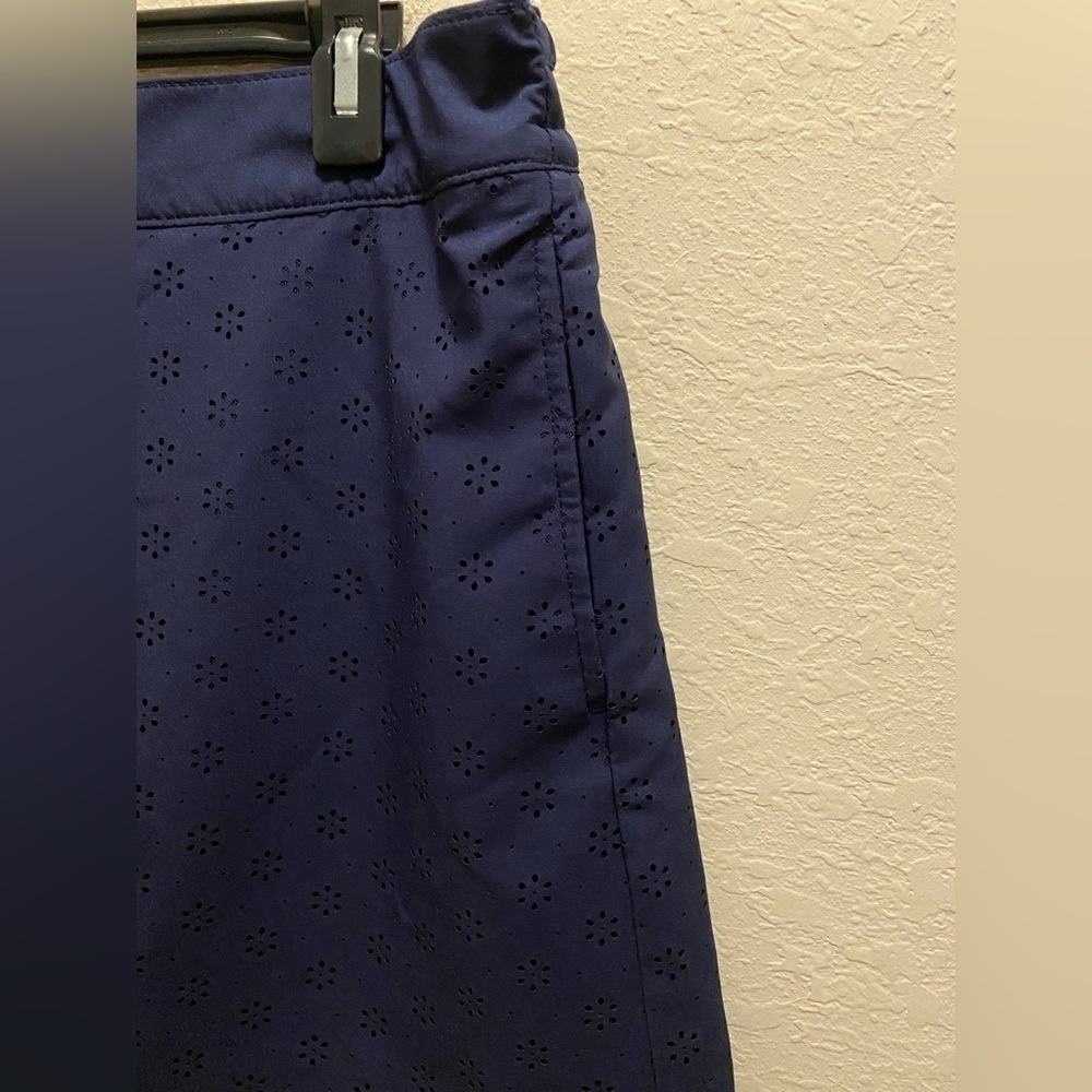 Speedo Women's Navy Blue Floral Cutout Swim Skort Size L - Picture 10 of 11